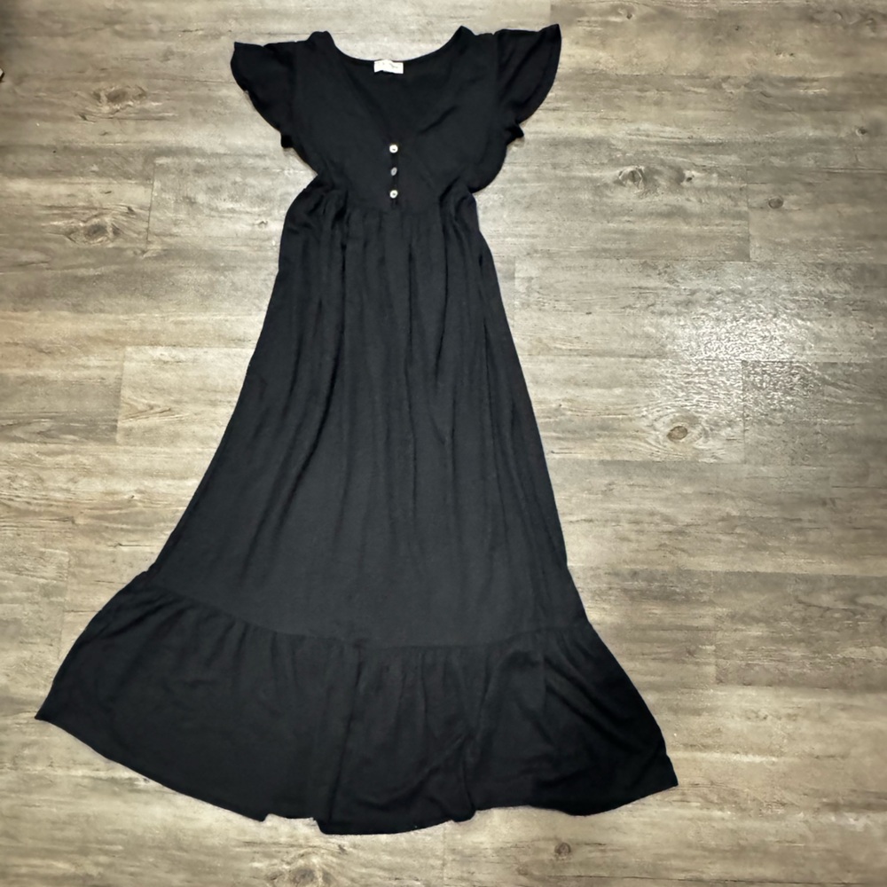 Black Ribbed Maxi Dress